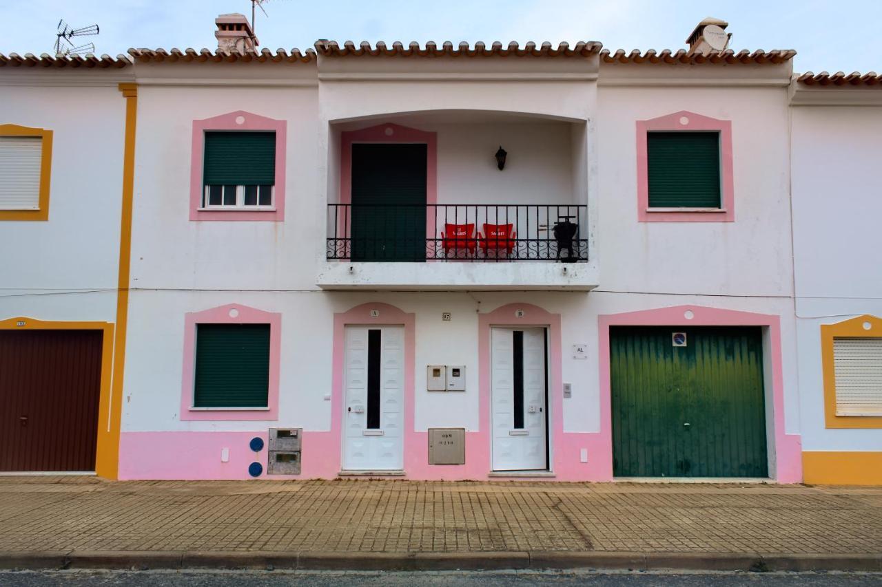 Ferienwohnung Casa Cor-De-Rosa Vila Nova de Milfontes Exterior foto